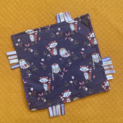 doudou enfant format carré