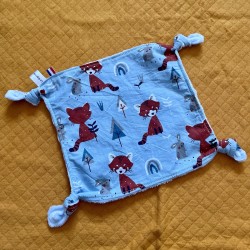 doudou enfant format carré